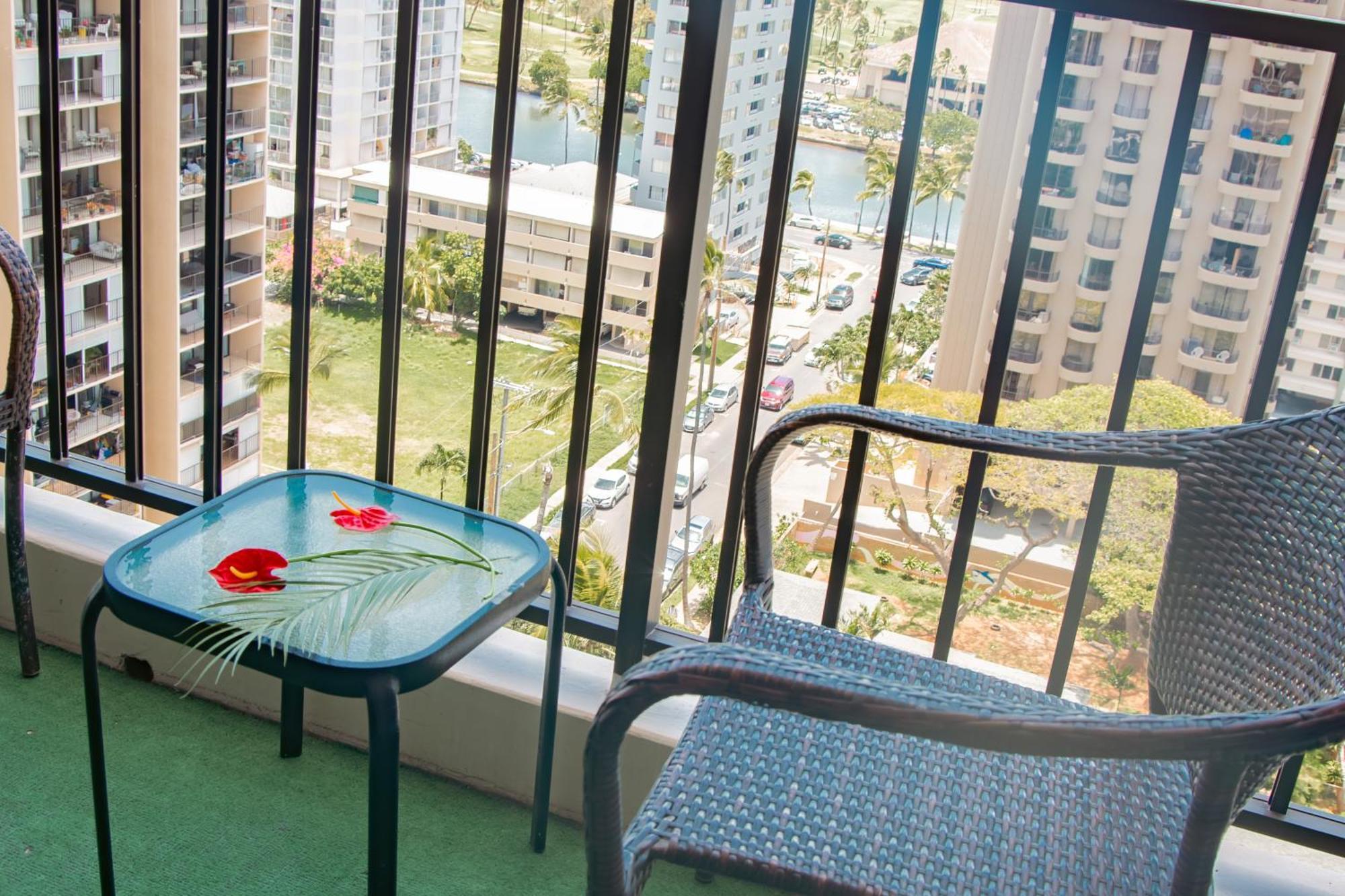Mountain View Condo W/ King-Size Bed, Free Parking 檀香山 外观 照片